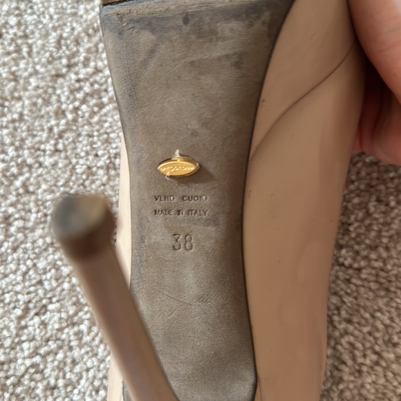 Sergio Rossi heels in size 38. Beige - Picture 8 of 8